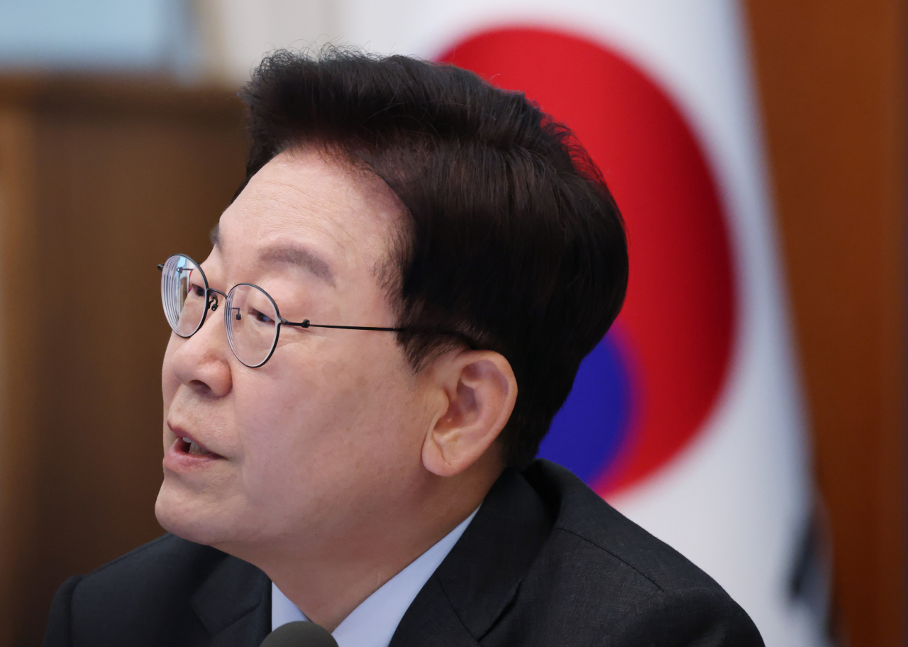 '내국인 역차별'까지 간 李 대통령의 잇단 이주민 발언, 혐오표현 해당... - 뉴스 썸네일 이미지